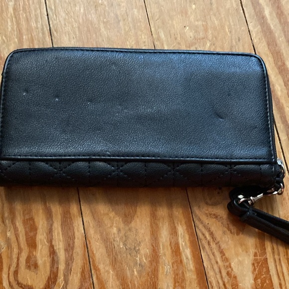 Jessica Simpson wristlet - Picture 3 of 4